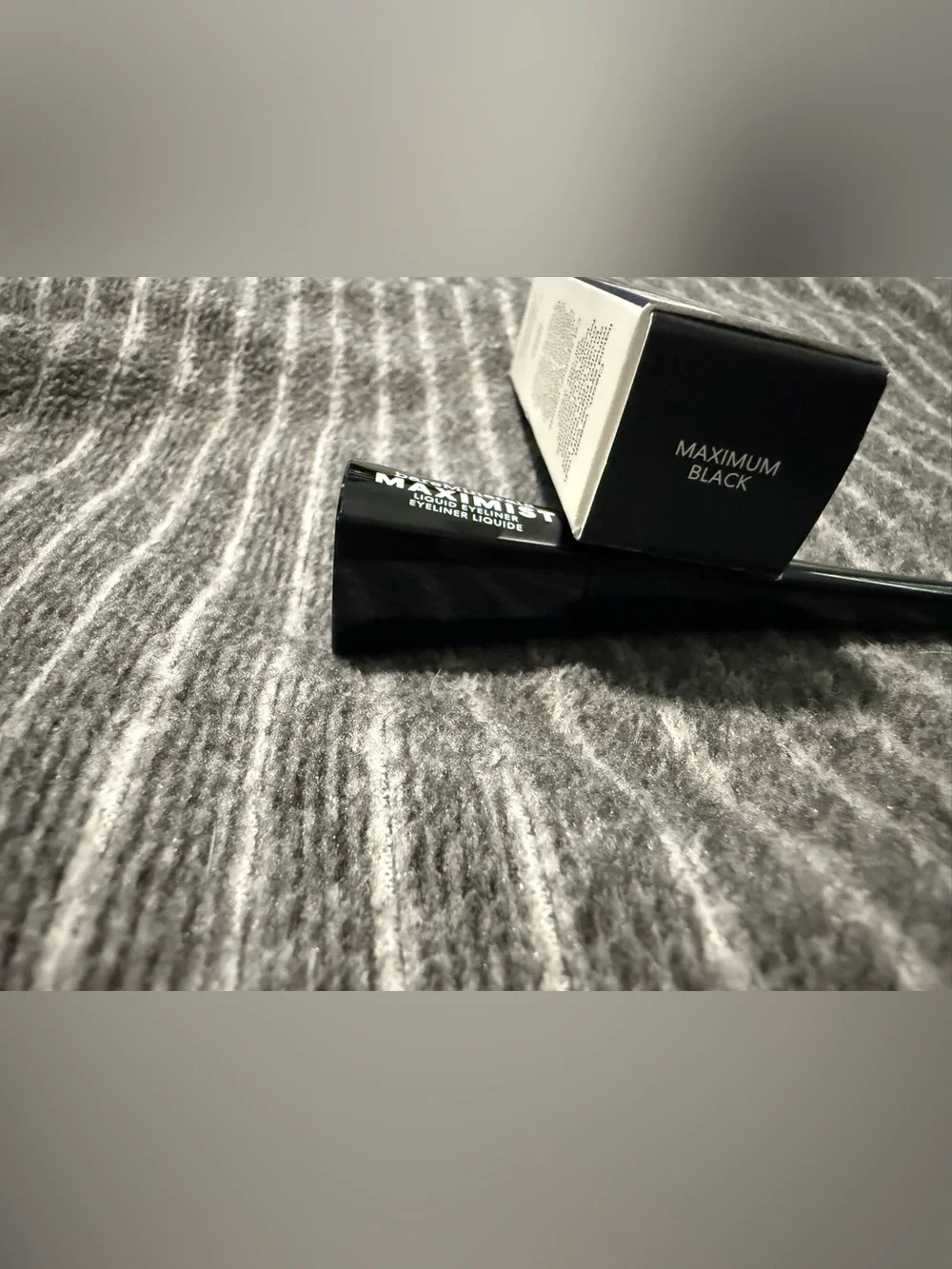 bareMinerals MAXIMIST Liquid Eyeliner - Black